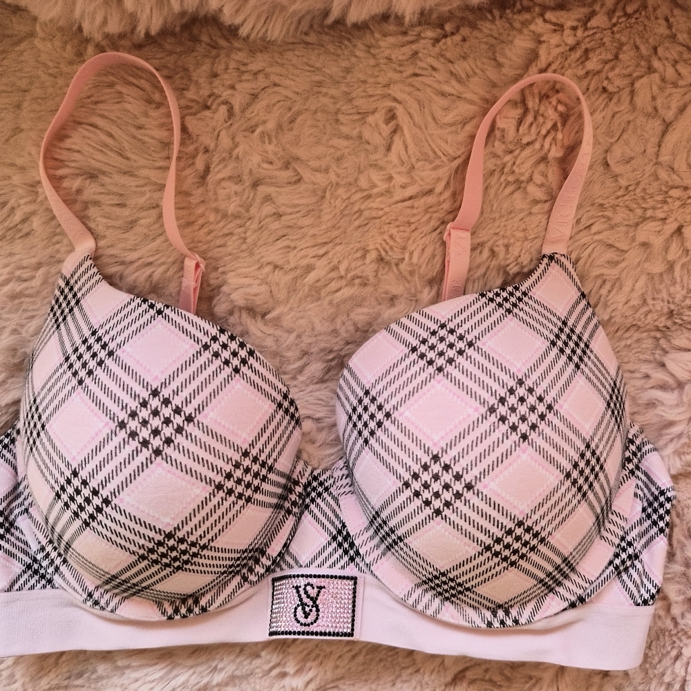 Victorias Secret Plaid Push-Up Bra in Light Pink
